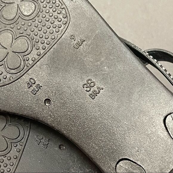 Grendene Brazil Autumn Run Silver Studded Flexpand Gladiator Small Heel Sandals - Picture 15 of 16